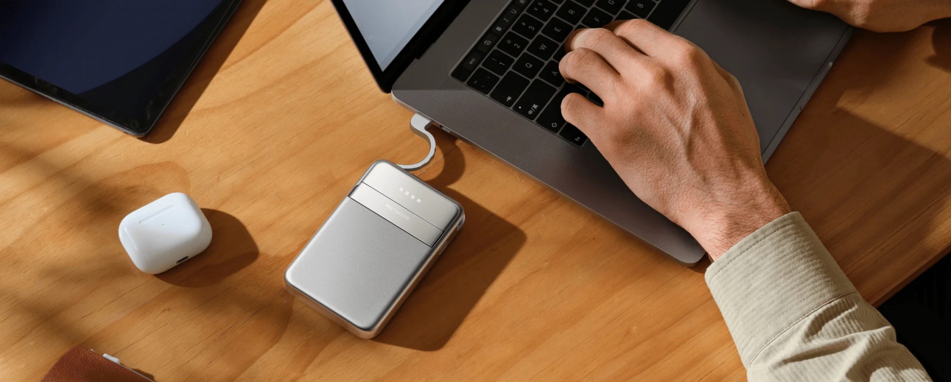5_ecoflow_rapid_magnetic_power_bank_5000mah_efpb503_5k