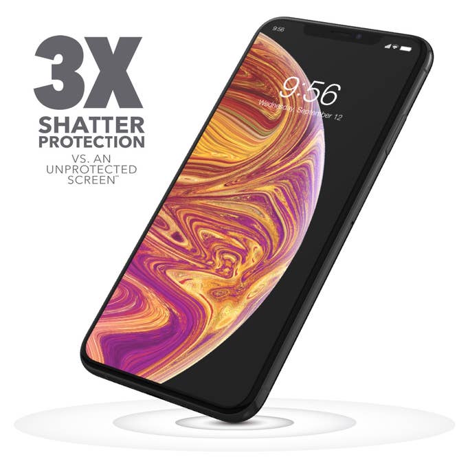 invisibleshield_glass_plus_visionguard_iphone_11_pro_max_xs_max_2