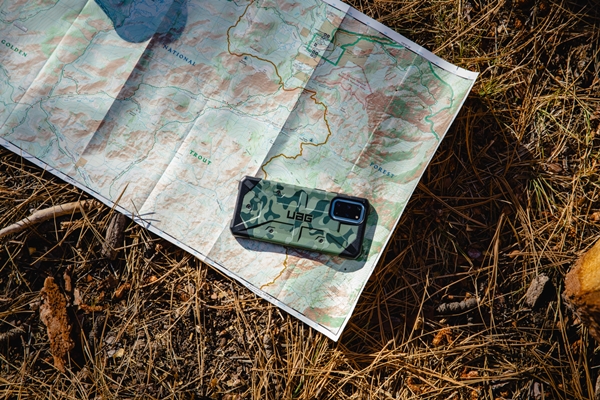 samsung_galaxy_s20_uag_pathfinder_se_series_camo