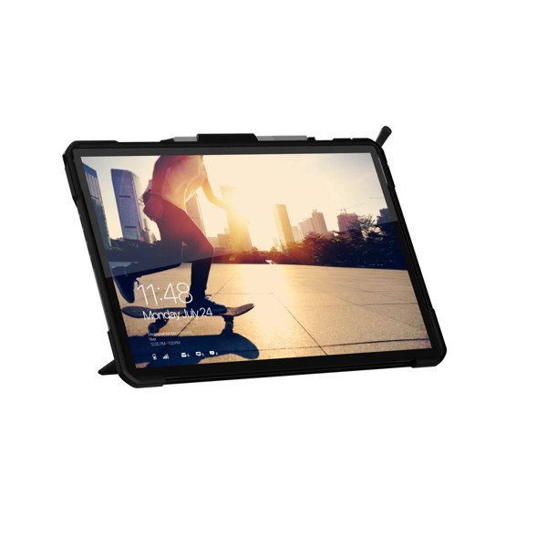 uag_metropolis_se_microsoft_surface_pro_5