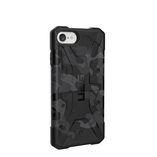 uag_pathfinder_se_series_camo_iphone_se_2020